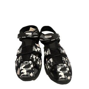 Rugged Bear big kid sandal size 4 New